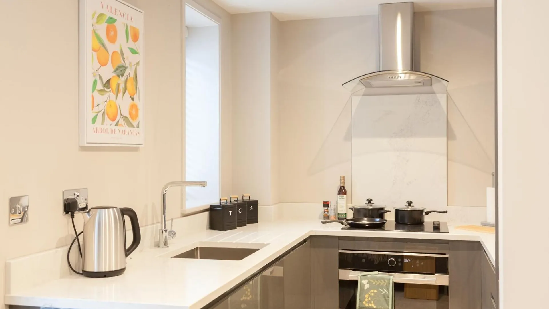 1 Bedroom Flat - Long Term Stay Rates-Contractors-Professionals-Relocation Leeds  Apartament Leeds (West Yorkshire)